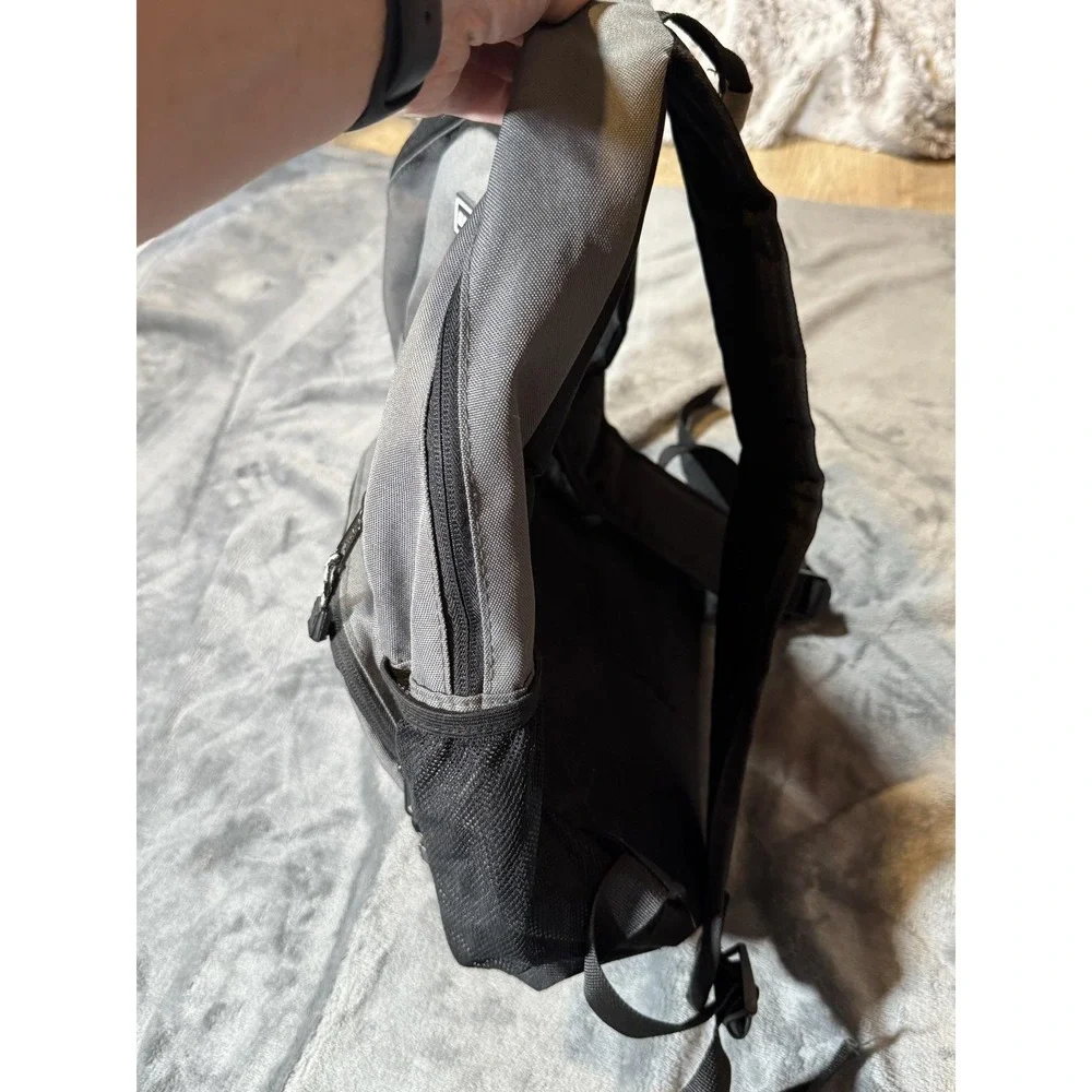Eastsport Gray 18